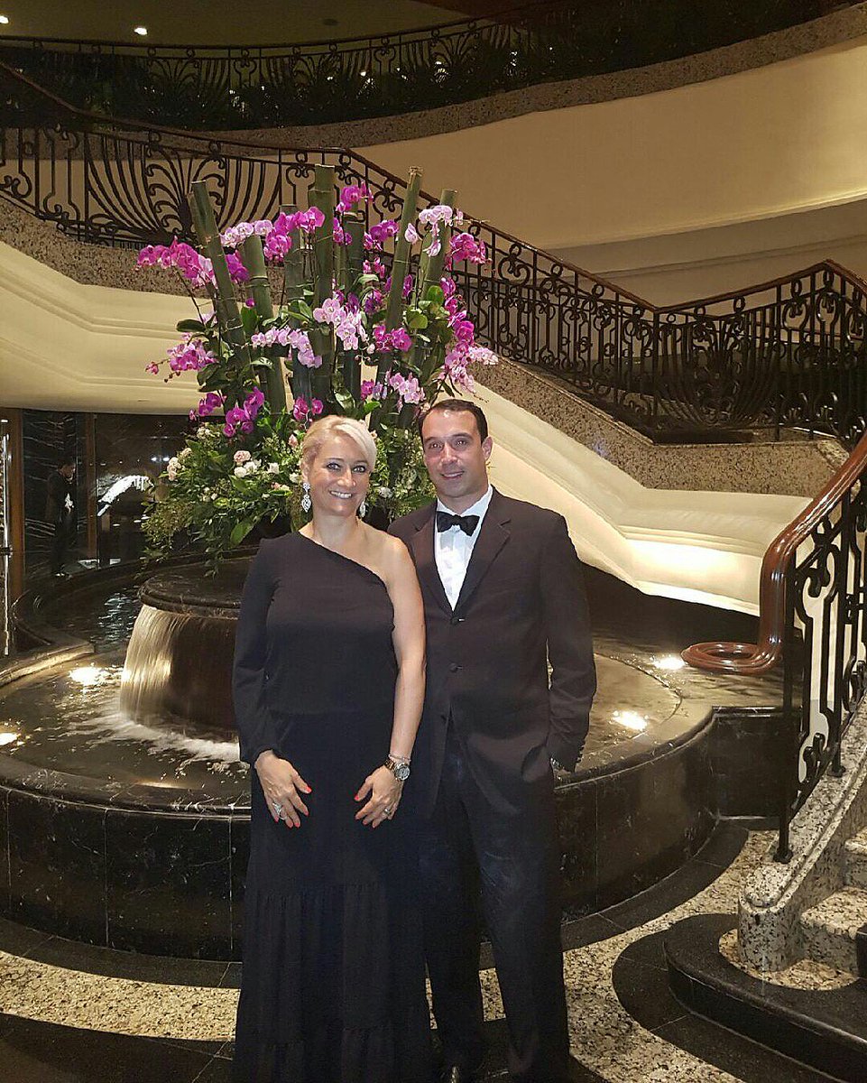 #LaCommanderieduBonTemps Gala dinner @VINEXPO #vinexpohk #bdxinhk Delighted to be with my friend Stéphanie Rolland !