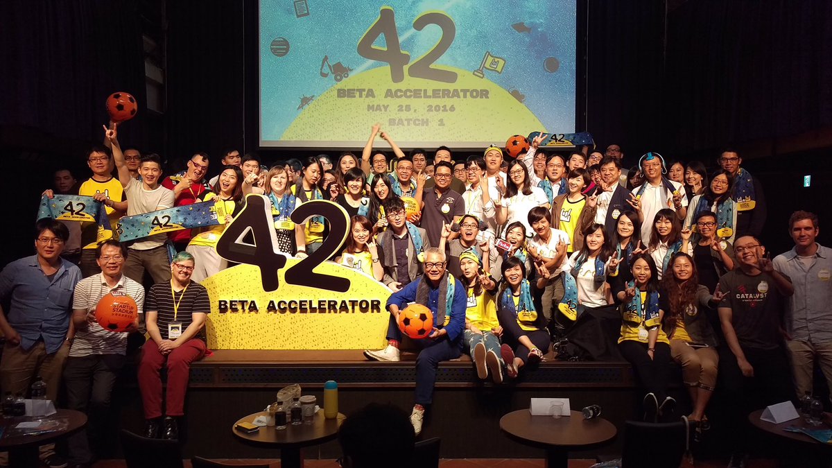 startup_stadium's tweet photo. Taiwan startups really know where their towels are! #TowelDay is a huge success!
#42BetaAccelerator https://t.co/X0jZmS7vKY