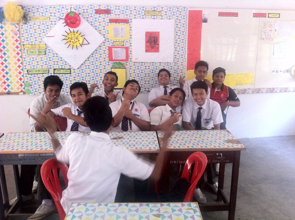 DanialAzd tweet picture