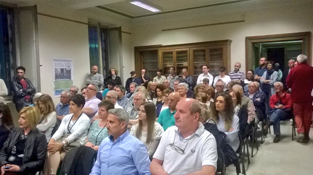 pa_tere's tweet photo. "@staff_M_Fedriga: Ieri serata a #Codogno a sostegno di Francesco #PasseriniSindaco 
#ScelgoLega https://t.co/y2GU7iic0N"
@SalaminaSilvia