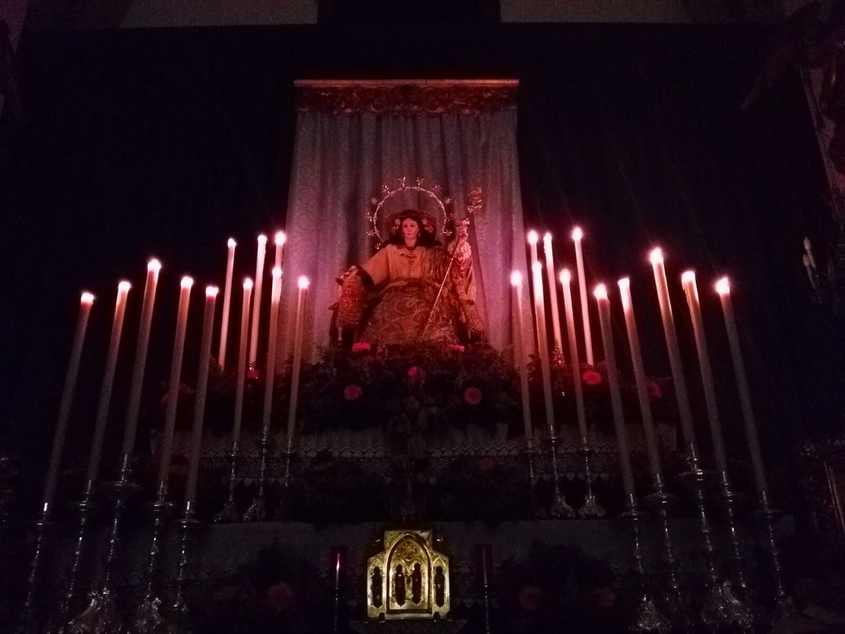 PastoraCapu's tweet photo. "La Divina Pastora es un vaso rebosante de la memoria de Jesús y su sabiduría", Francisco. https://t.co/04D296NkFD