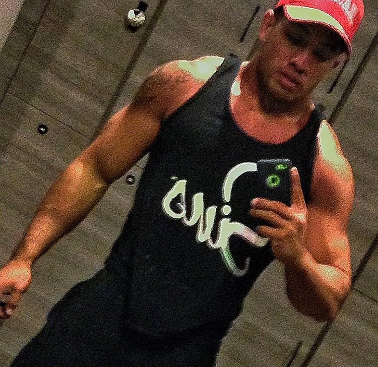 ShopSinsLife's tweet photo. #gymlife #sinsmerch https://t.co/qUluRd8Tqo