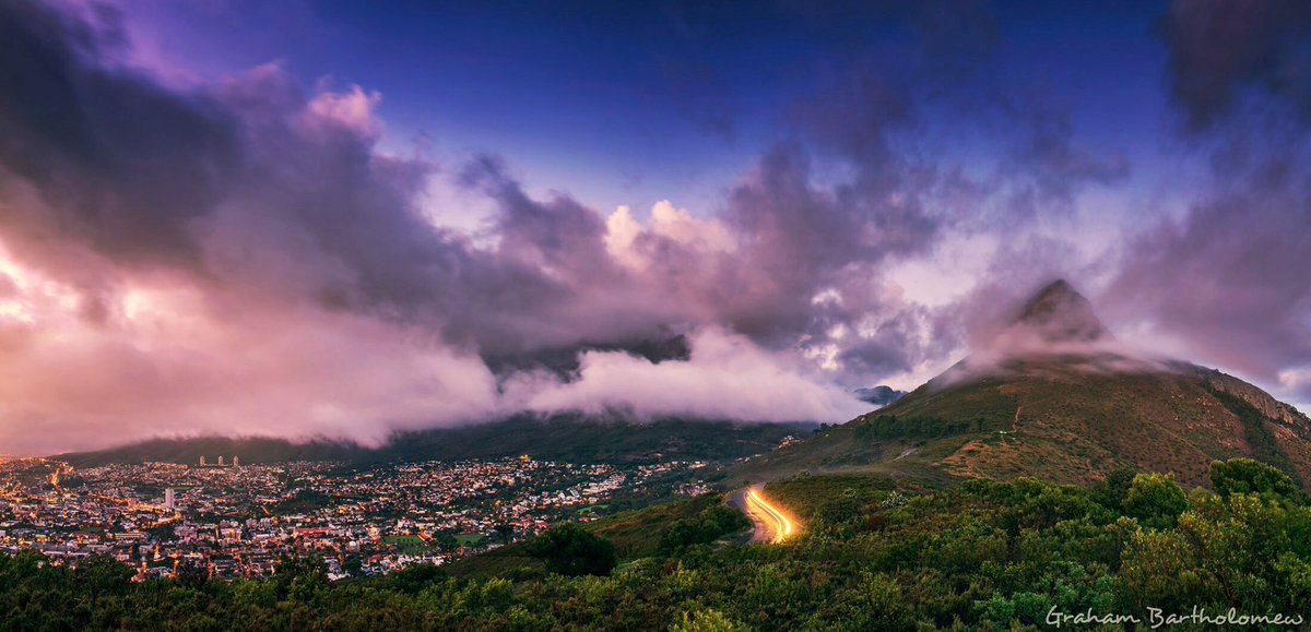 Yesterday morning after the cold front had left Cape Town. #tablemountain #lionshead #Nikon