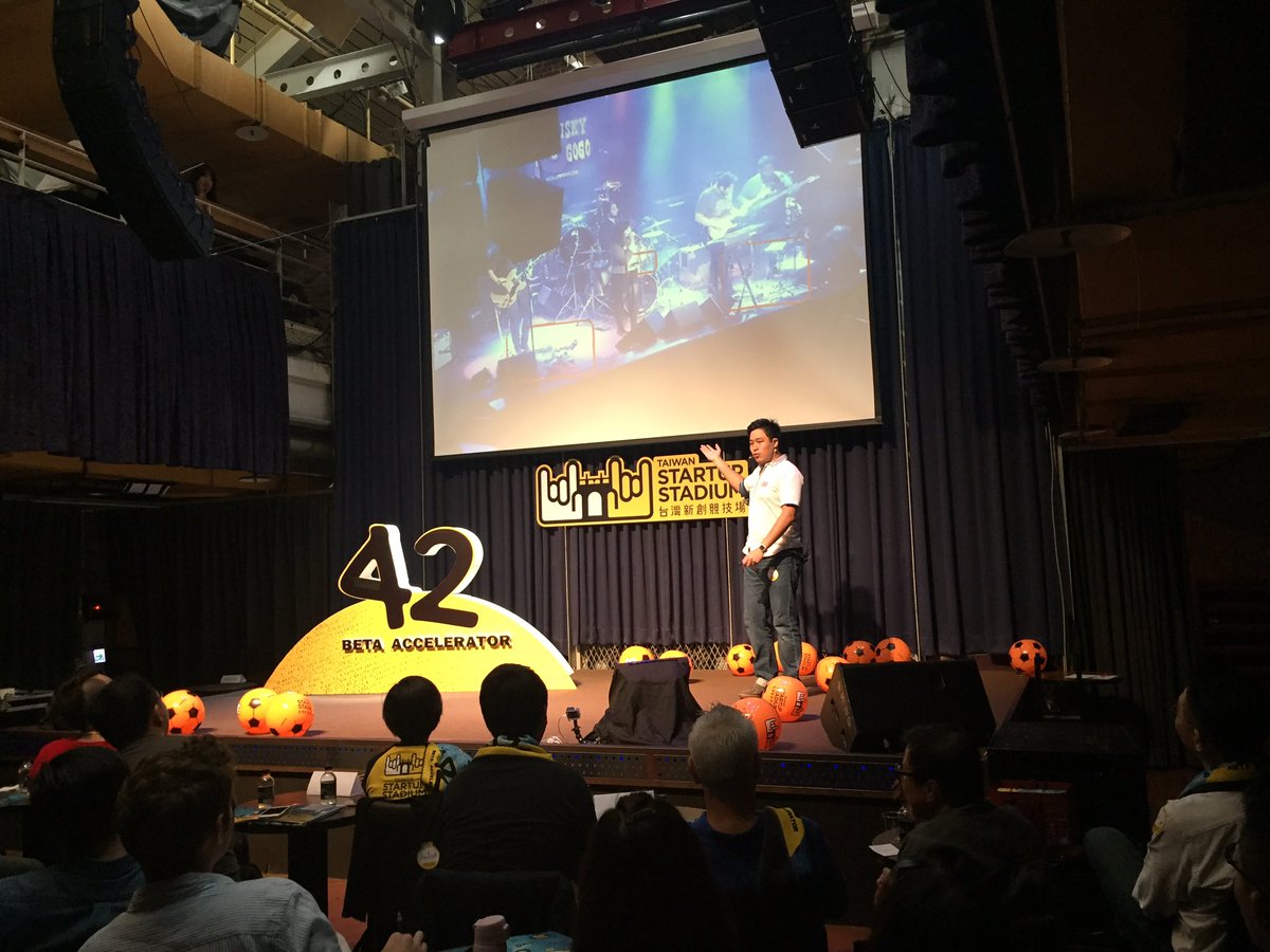 startup_stadium's tweet photo. Two more Taiwan startups on #TowelDay at #42BetaAccelerator: https://t.co/JCAgLtLPVL and Tri-in! https://t.co/bjSXfccwTV