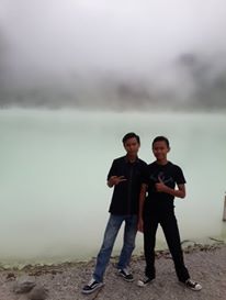 robysadri's tweet photo. Perpisahan SMP Tulus Bhakti Ciwidey and Kawah Putih 22-23 Mei 2016 https://t.co/CL55HzAgxf