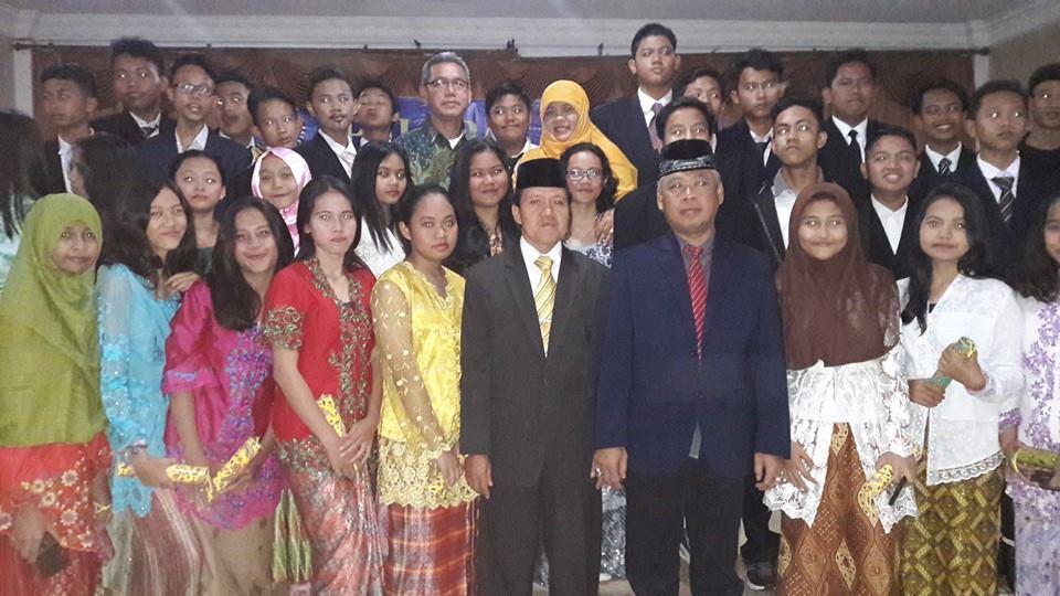 robysadri's tweet photo. Perpisahan SMP Tulus Bhakti Ciwidey and Kawah Putih 22-23 Mei 2016 https://t.co/CL55HzAgxf