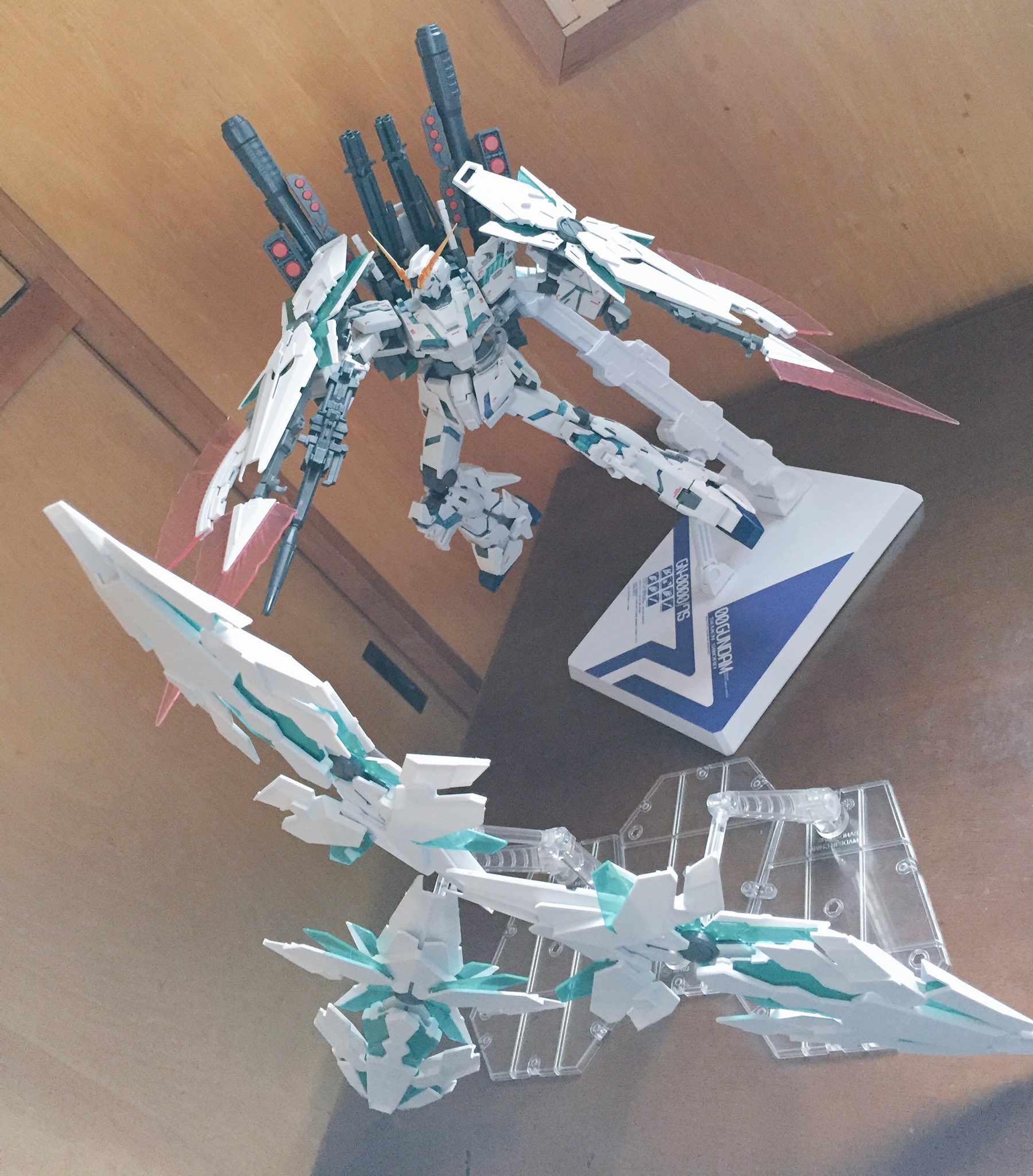 マクー 念願のmgアームドアーマーdeのシールドファンネルwithメタコン ユニコーンフルアーマーできた