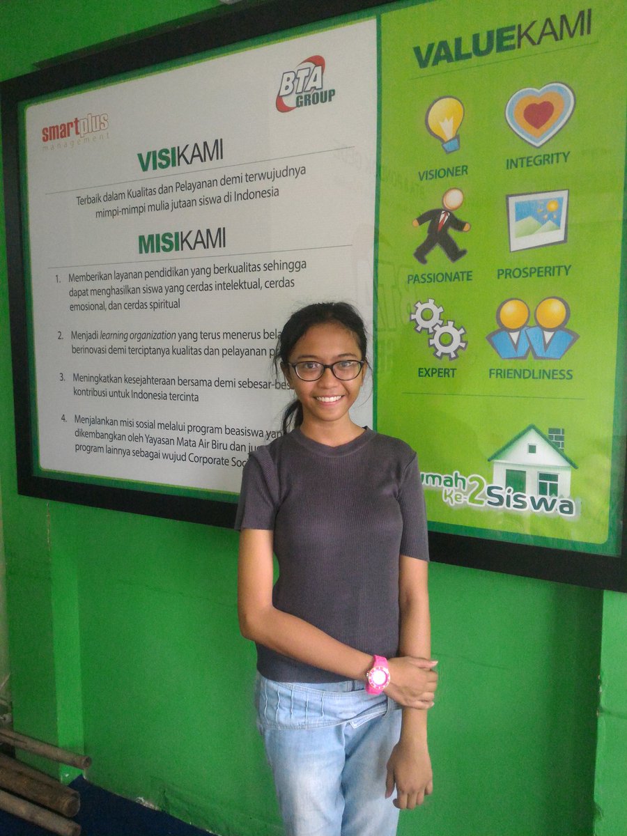 Smartplus_PDG's tweet image. Netiasa adab @infosman67 yang telah di terima Menjadi Mahasiswa UI Fakultas Sastra Indonesia #Smartpluspondokgede