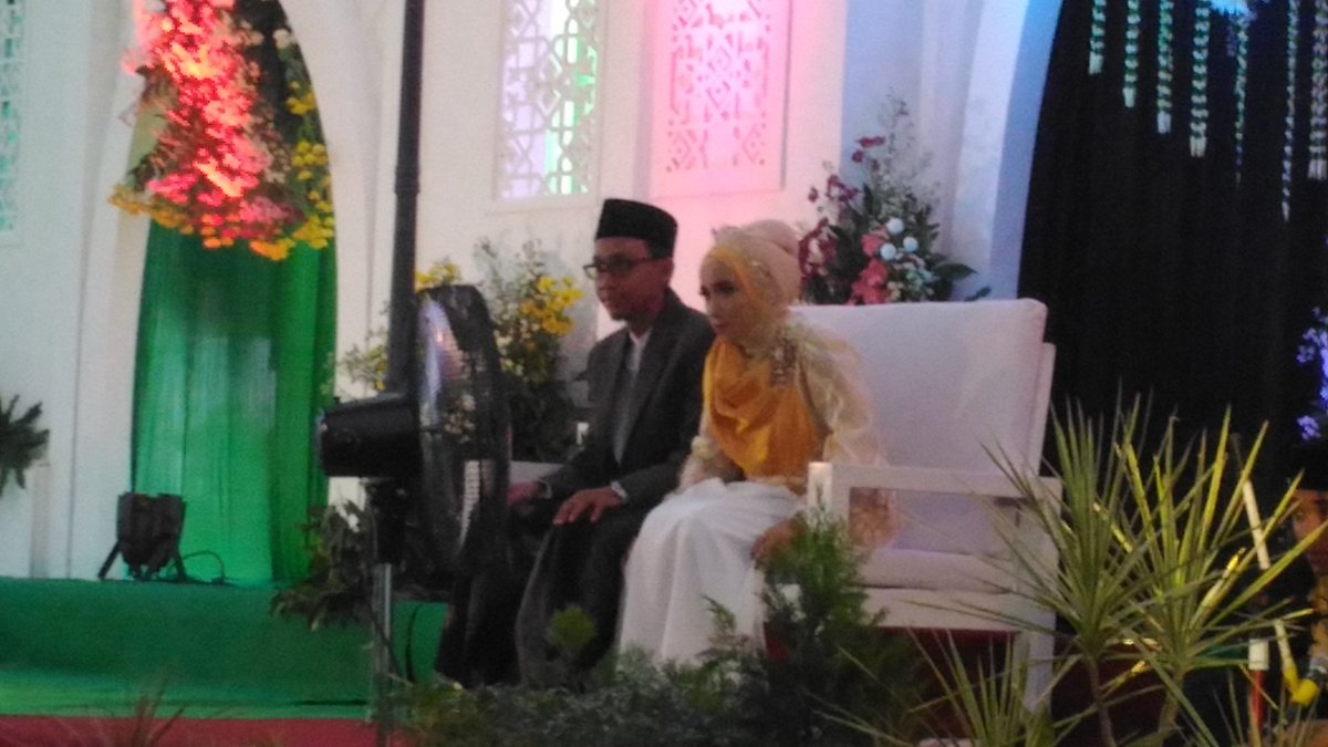 MayaFMH's tweet photo. Slamat slamatttt.... @alfattahiey 
Semoga menjadi keluarga yg maslahah dunia akhirat..

@PPAlfattahKikilPacitanJatim https://t.co/AwWUmLJfYb