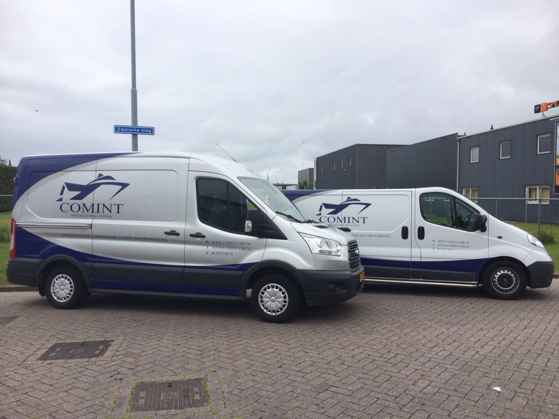 Auto's nieuwe bedrijf <a href="/comint/">aconsapart</a> uit Urk mogen beletteren.