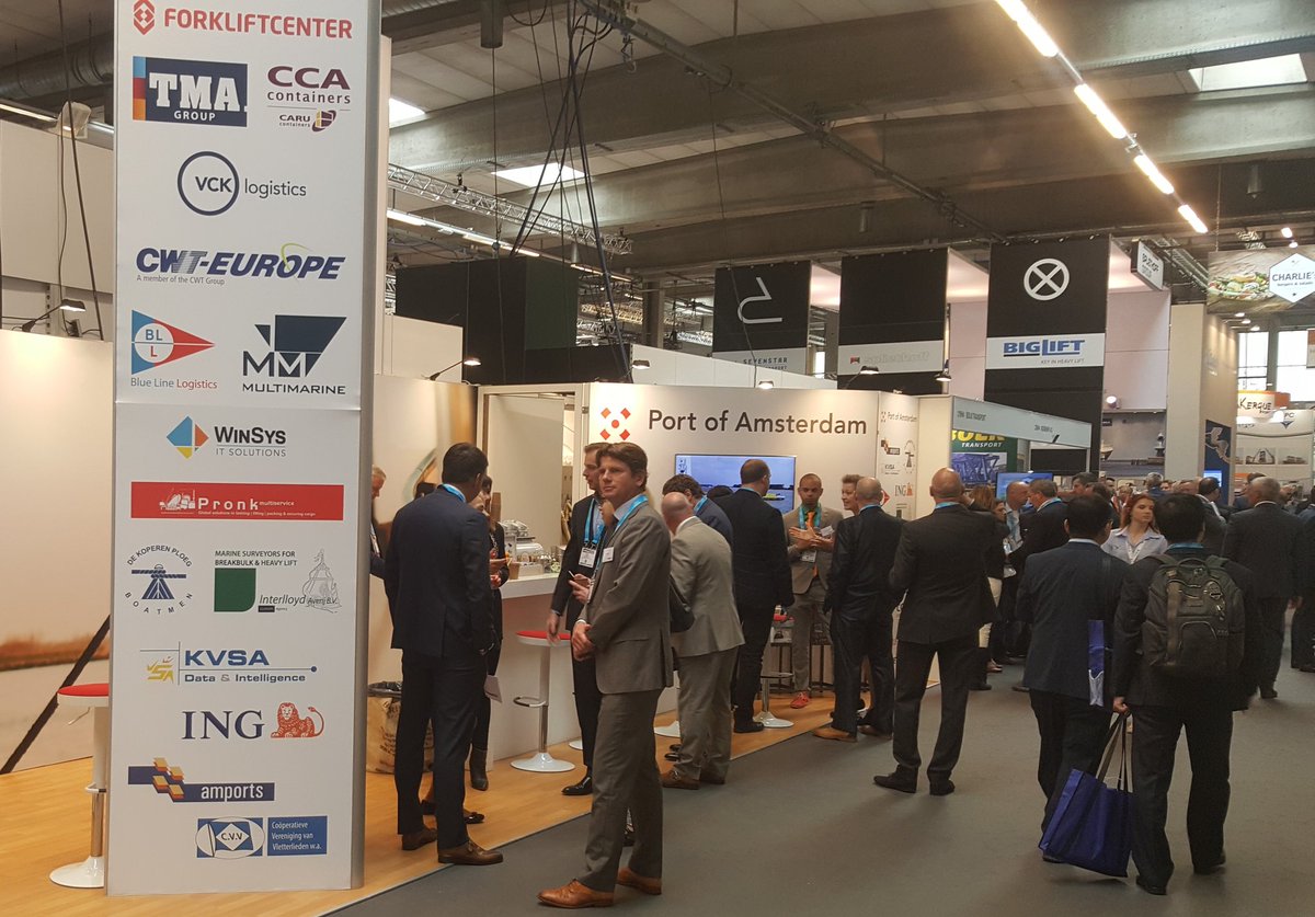 Traffic on the booth of <a href="/Amports/">Amports</a>, together with a lot of partners like <a href="/ccacontainers/">CCA Containers</a> #Caru. Welcome. #bbeu2016
