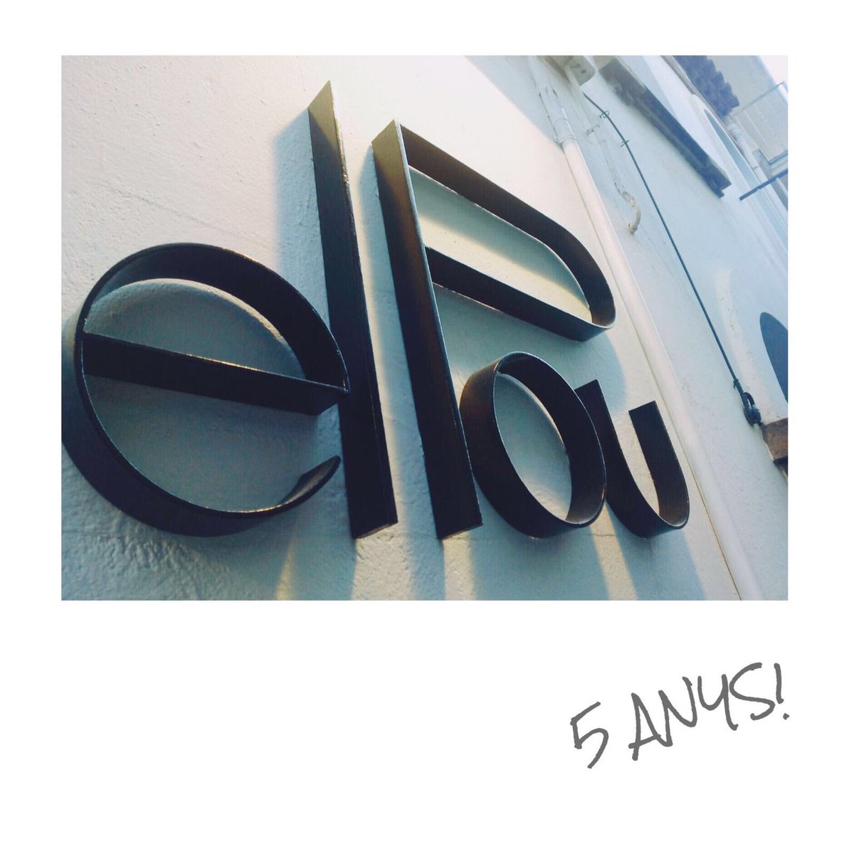 elpousitges's tweet photo. El temps passa i... Ja van 5 anys!! Només podem donar-vos les gràcies per la vostra confiança! #Sitges #elpou #5anys https://t.co/egtUqWXkS0