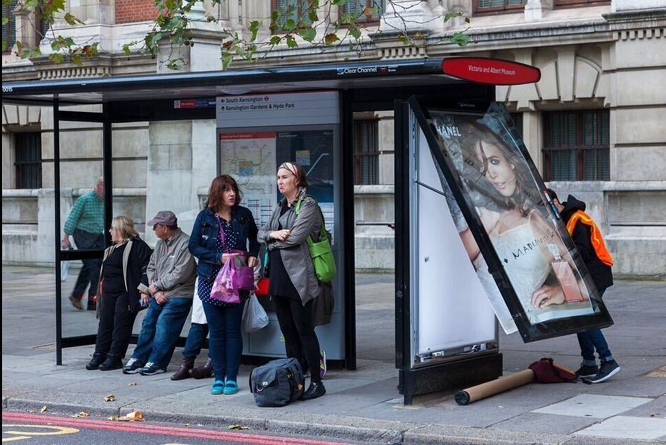StArtEverywhere's tweet photo. Unveiling Beauty • London • 2015
Photo by @hookedblog
#vermibus #unveilingbeauty #art #adbust #adbusters #adbustin… https://t.co/OQV8COzrhK