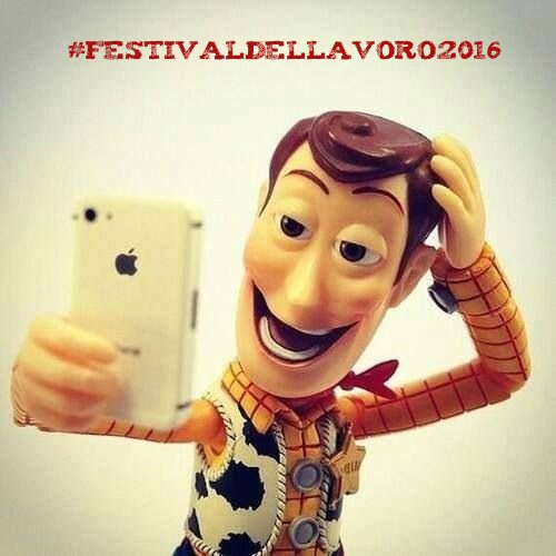 Con l'hashtag #festivaldellavoro2016, pubblicate foto, fotomontaggi, selfie, art-work su cosa significa Festival