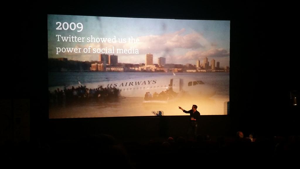 influentialcoms's tweet image. The evolution of the #smartworld @stuartmiles @Pocketlint. &quot;Adapt &amp;amp; change&quot; is key to C&amp;amp;D industry. #BinaryFest16