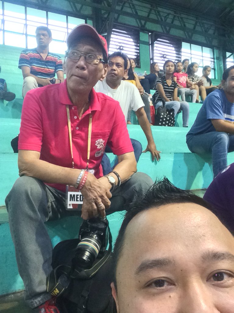 ompongski's tweet photo. Tony Lu nakuhanan ng litrato sa #PCBLFinals https://t.co/IOnKG10VXy