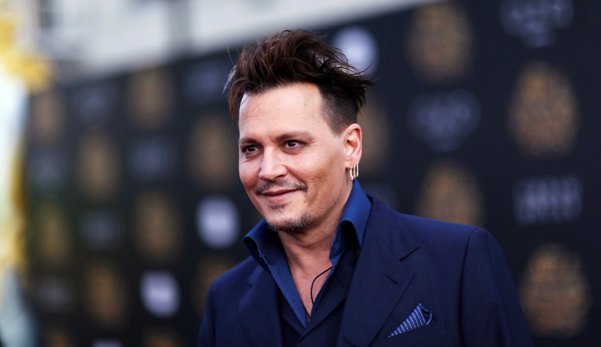 _Tendances's tweet image. Johnny Depp a visiblement coupé ses cheveux dans le noir...
bit.ly/25gmNbp