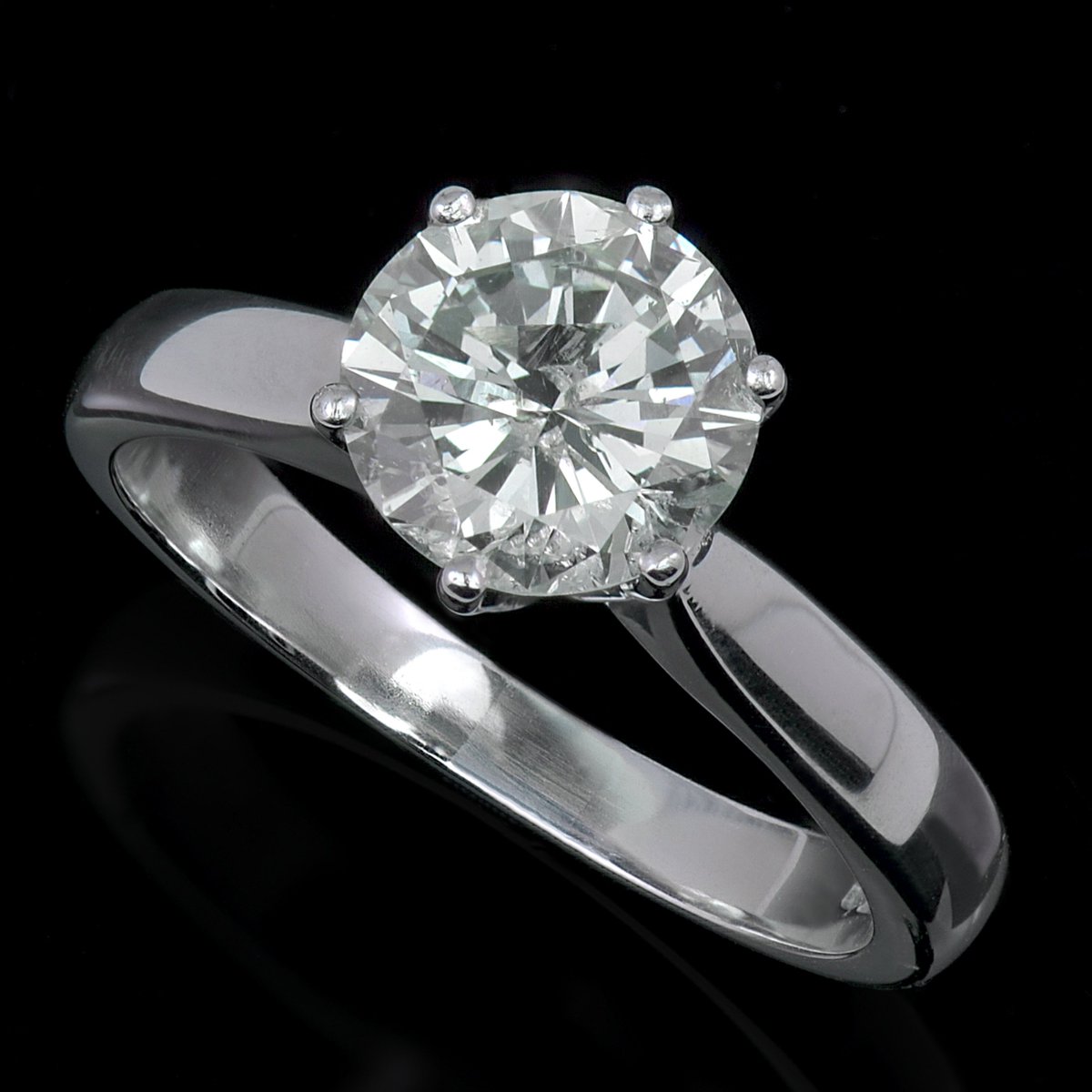 Rebeccas319's tweet photo. From Our Famous Chaise #ClusterRings #SolitaireDiamondRings #SecondHandRolex @Rebeccas319 https://t.co/3PBKRLF4HV https://t.co/8pbonIVyzt