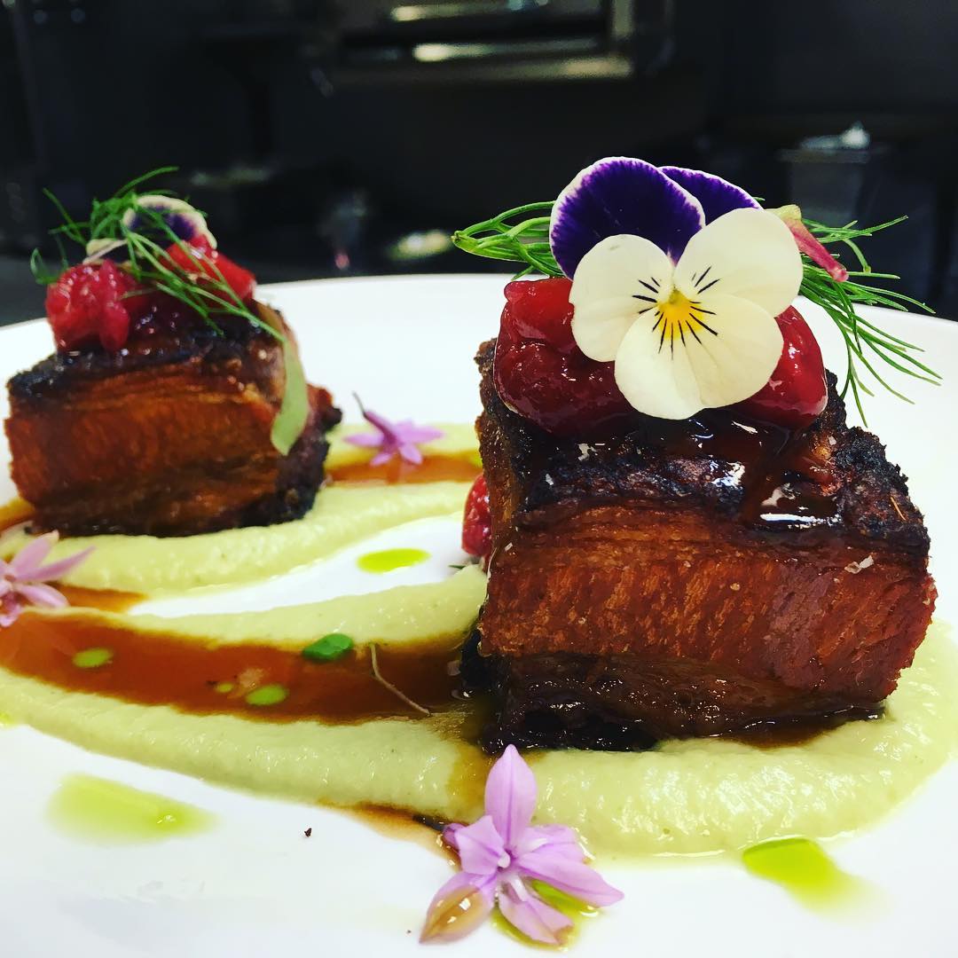 ebkwinebar's tweet photo. Crispy #pork belly, topped it with some delicious, house-made, tart #cherry jam. #santarosa #sonomacounty https://t.co/e5HBCPYT5e