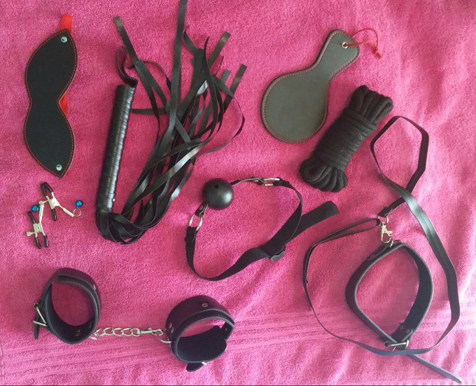 #letsplay #streamate @mollydoll1214 I'm getting ready to go #LIVE! #bondage #bdsm #gag #paddle #blindfold<a href="/tag/letsplay"class="tags">#letsplay</a><a href="/tag/streamate"class="tags">#streamate</a><a class="tags" target="_blank" title="On Twitter" href="/?out=eyJ0eXAiOiJKV1QiLCJhbGciOiJIUzUxMiJ9.eyJpYXQiOjE3MjU5NzExNzEsImlzcyI6InR3cG9ybnN0YXJzLmNvbSIsIm5iZiI6MTcyNTk3MTE3MSwiZXhwIjoxNzU3NTA3MTcxLCJyZWRpcmVjdF91cmwiOiJodHRwczovL3R3aXR0ZXIuY29tL21vbGx5ZG9sbDEyMTQifQ.DyArl-Jm_wrW05Nmg_717QOZZYlxKouKWTrK4pdLI6yI5-b9hwYICKbzqqUzbxLFAT_41Ug5Jf0yUApIQ5mv9Q">@mollydoll1214</a><a href="/tag/bdsm"class="tags"><span>#bdsm</span></a><a href="/tag/live"class="tags"><span>#live</span></a><a href="/tag/gag"class="tags"><span>#gag</span></a><a href="/tag/blindfold"class="tags"><span>#blindfold</span></a><a href="/tag/bondage"class="tags"><span>#bondage</span></a><a href="/tag/paddle"class="tags"><span>#paddle</span></a>