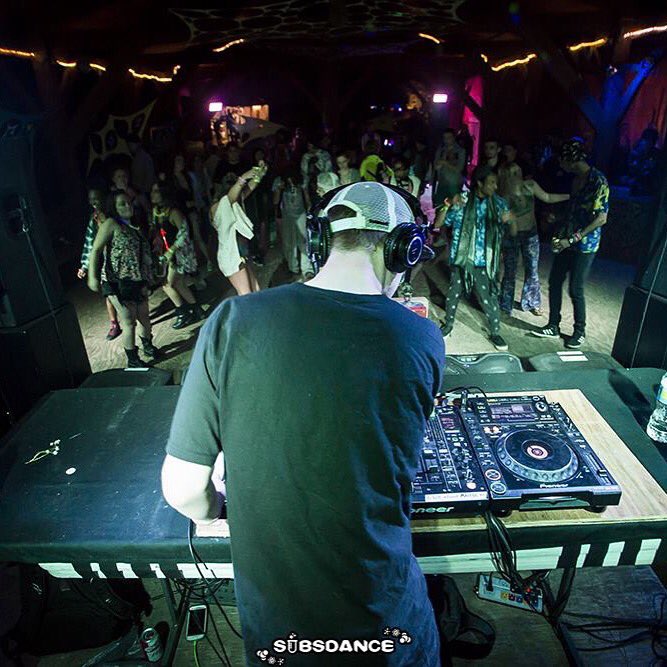 cybinquest's tweet photo. FLOWER OF LIFE WAS AMAZING! #owsla #trap #bass #edm #musica #peace #love #music #bassmusic #dubstep #subsdance https://t.co/Dh9jcpqLjA
