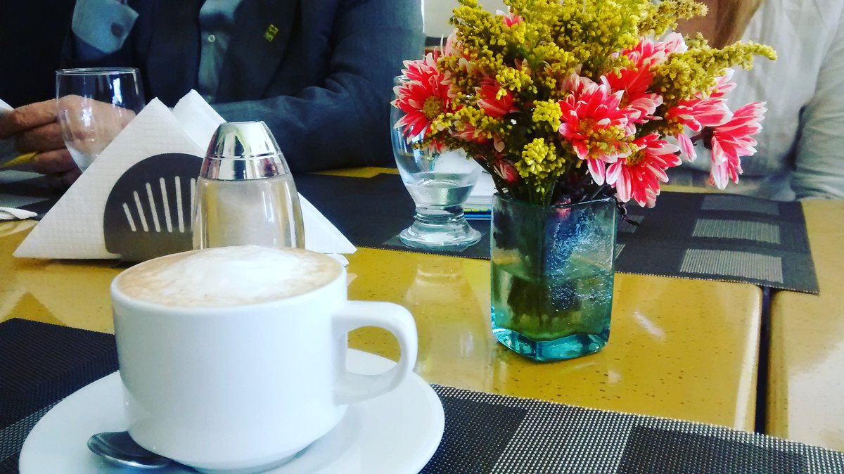 Piuttostorest's tweet photo. El cafecito mañanero te espera en #Piuttosto #CoffeeTime #ComplaciendoPaladares https://t.co/qAh7aGTfij