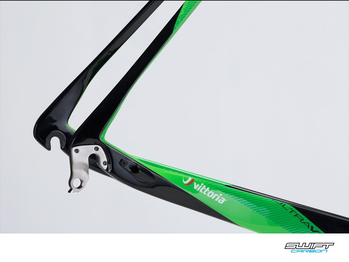 swiftcarbon's tweet photo. The SwiftCarbon #CAROCAP Edition UltravoxTi. Only 106 made, one for every 100km of CAROCAP. Order now! https://t.co/qH6Sfkjo00