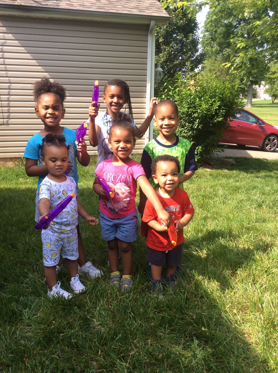 Kortney82's tweet image. Water fight! #yesterdaysfun 💦