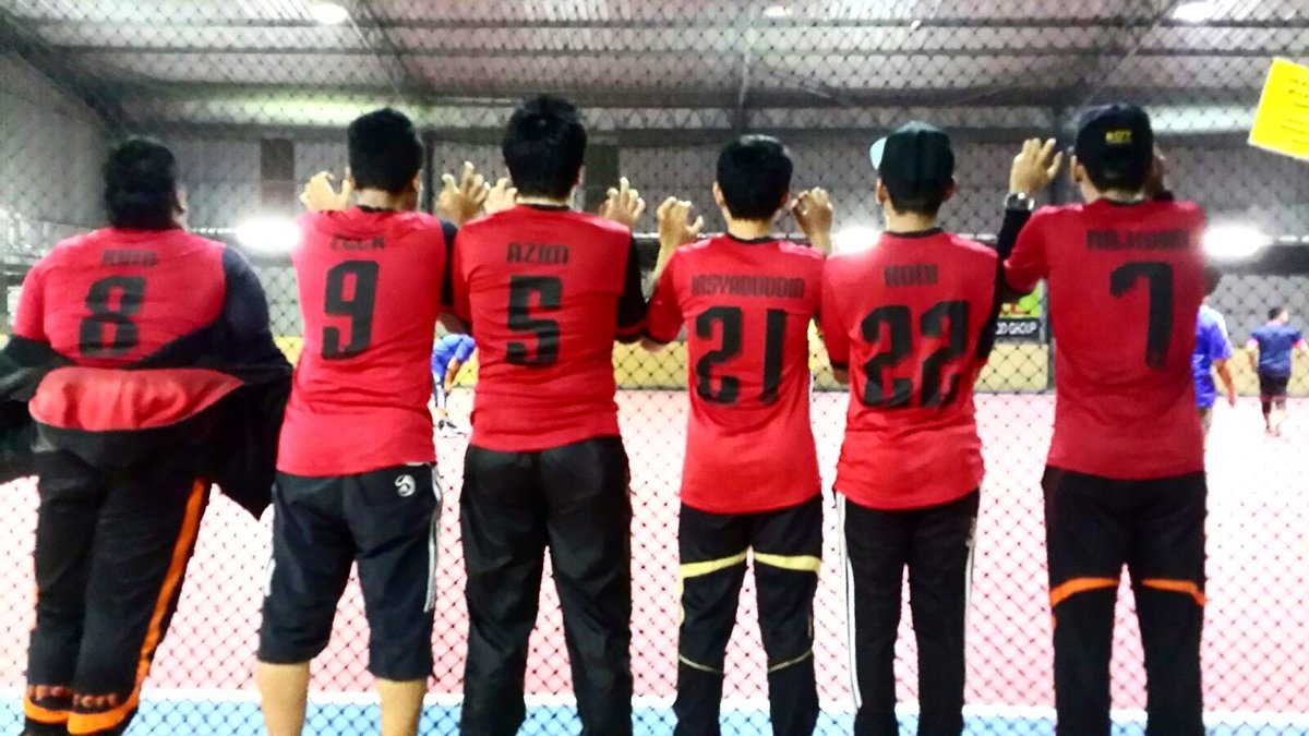 najwanamzad's tweet photo. In memory
#alumni
#tesmal
#kikihfc
#kikihfc7 https://t.co/mDFUoBv0Ly