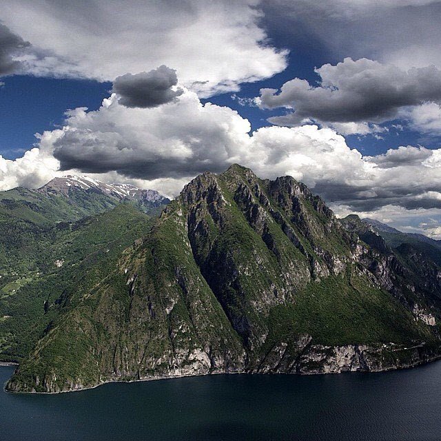 visitlakeiseo's tweet photo. #Trentapassi #themountain #visitlakeiseo #Lakeiseo #TheRomanticChoice #inLombardia #soltocollina #rivadisolto https://t.co/YJz2IolcgC