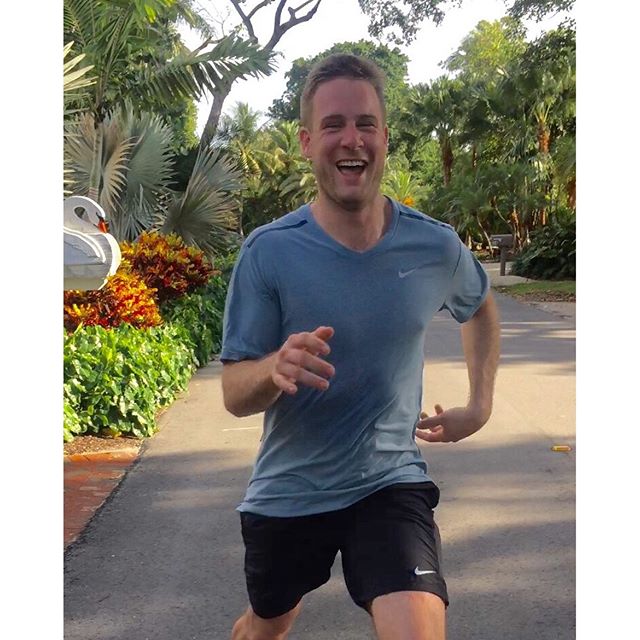 Give_Fit's tweet photo. Running makes us happy... Sometimes during but mostly after #givefit https://t.co/ZiMyFOmrX1