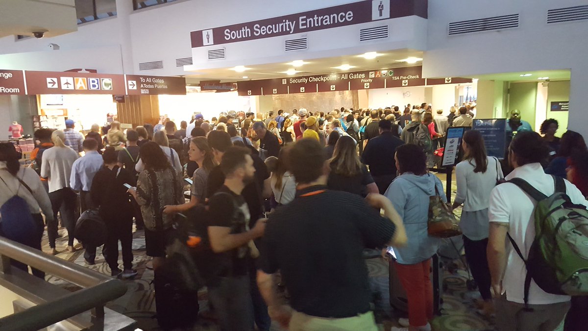 WSMV's tweet photo. Get to the airport EARLY this morning. This is a look at security lines at BNA at 5:45 a.m. https://t.co/ewKEh8rv97