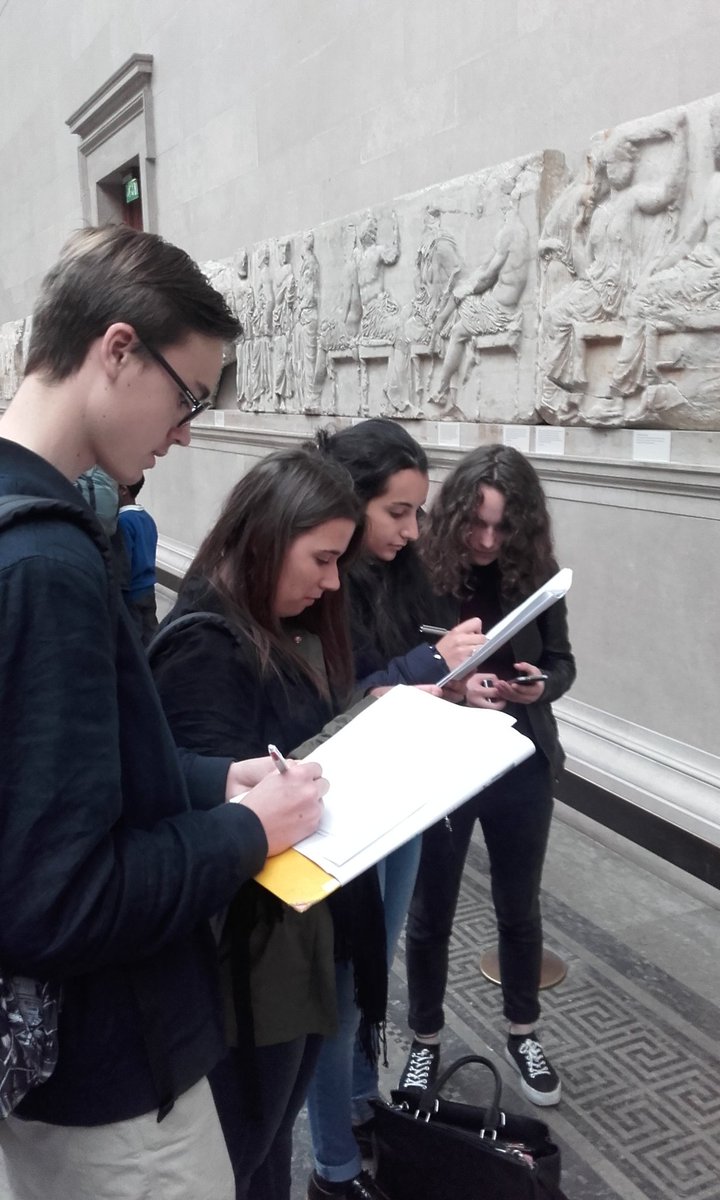 debergues1's tweet photo. Pupils taking a close look at the Parthenon frieze in the British museum https://t.co/SgPjPZCobf