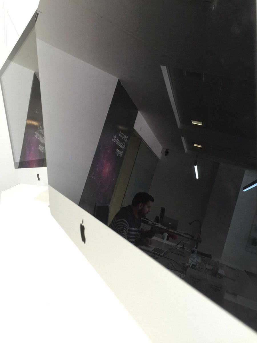 iPremiumCare's tweet photo. Reparação certificada #apple nas Caldas da Rainha. #iPremium https://t.co/rwMR4e3CN1