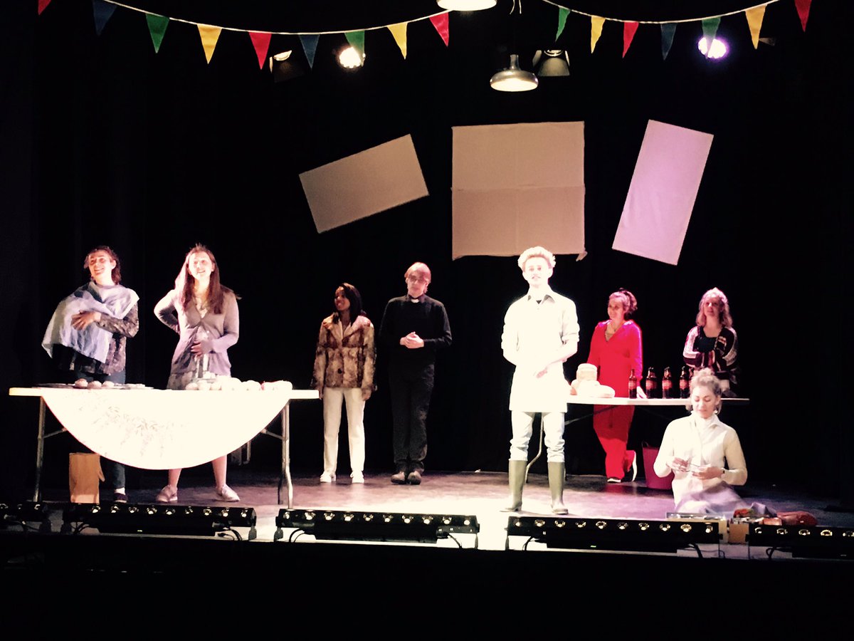 TheVoiceGuyde's tweet photo. @BRITSchoolMT in #Brighton It's all about #Pluckley @brightonfringe w/ @TENACITYco #TechDress #ItsJustSoPluckingGood https://t.co/CN8s9XHW4e