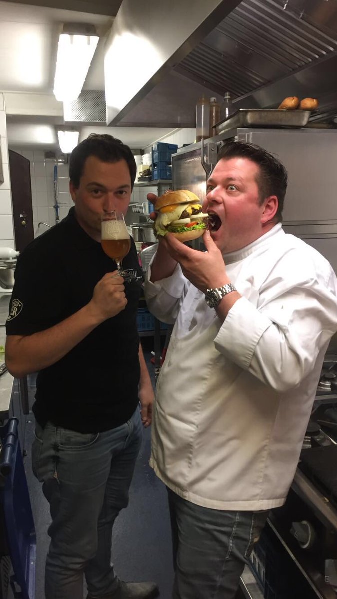 hellobier_nl's tweet photo. Benieuwd welk biertje en recept we hebben gecombineerd?#hellobier #speciaalbier #recept #proeven #proost #smakelijk https://t.co/1UtCmVeHs0