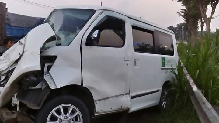 MasdukiSabil's tweet photo. Smg di beri ketabahan&amp; cpt sembuh,kecelakaan lalin PC IPNU Ponorogo di Tjiwi kimia wkt mau hdri acara PW IPNU Jatim https://t.co/JtsAmTCdwO
