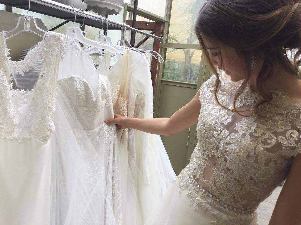 TryWearEasy's tweet photo. @tara_keely prettiness 😍 #fall16collection #new #tarakeely #tarakeelybylazaro #newcollection #weddingwednesday #wed… https://t.co/1JTSPEgZtt