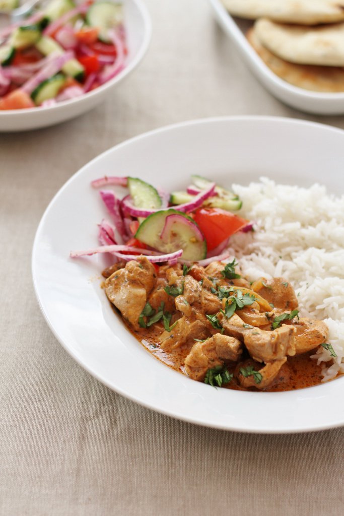 easypeasyfoodie's tweet photo. Butter Chicken and Kachumbar Salad - the perfect #fakeaway! https://t.co/14oQJ73sZG #under30mins #curry #easyrecipe https://t.co/dXaOcyjhiW