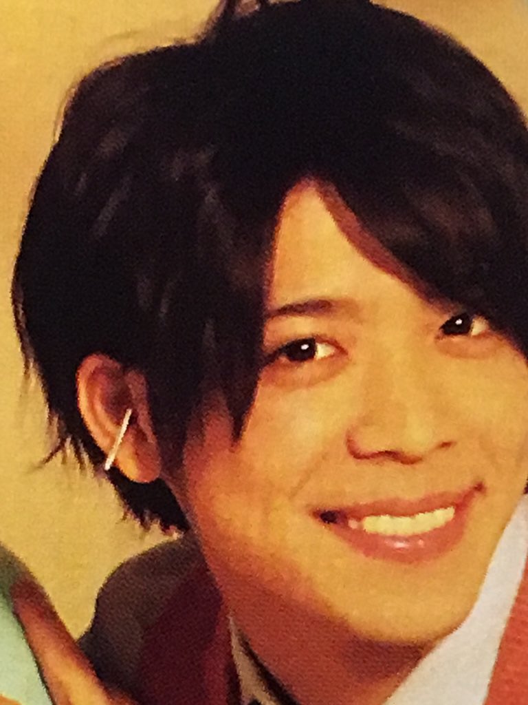 ふみな Auf Twitter まっすーのイヤーカフを総ちゃんがつけてました 総ちゃん まっすー大好きだもんね 松島聡 増田貴久