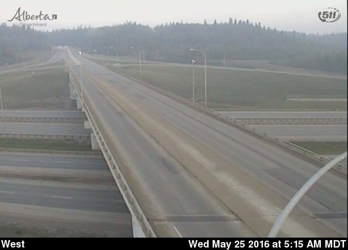 Good Morning!
The view into Thickwood BLVD...a little hazy, air quality sitting at 9(High risk AQHI) -Matt #ymm