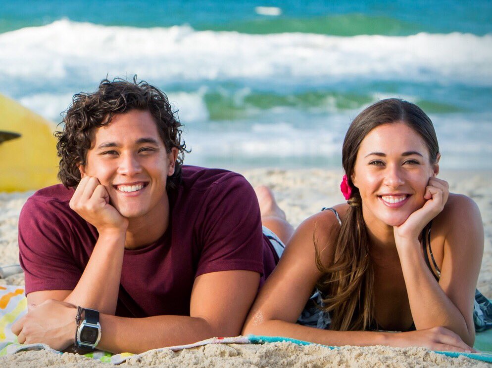 Mako Mermaids on X: ✨Zac and Evie🤗 #MakoMermaids   / X