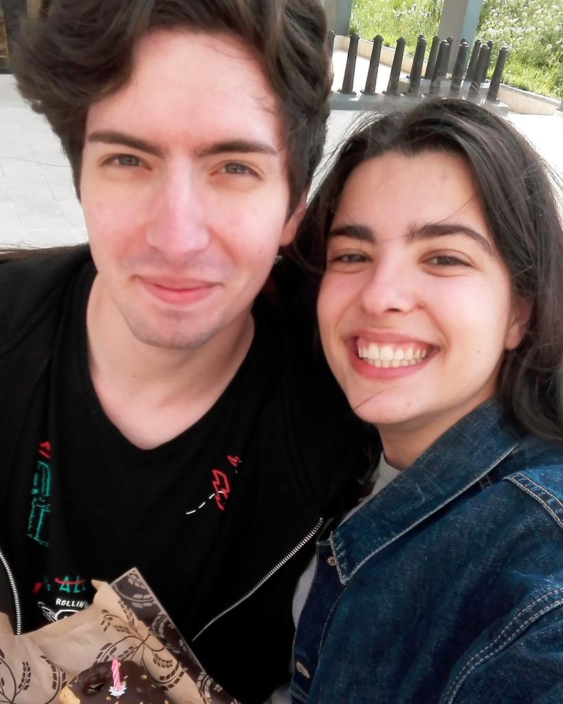 SandraNufy's tweet photo. Hai unha semana Ángel sorprendeume polo meu cumple dúas semanas despois do meu cumple. https://t.co/GyLKnv4wQj