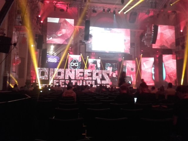 ChristofWH's tweet photo. I am excited to see @RyanBethencourt at the #Pioneers16 Finally the #biotech #startups arrive. https://t.co/8ylAZ2cod5