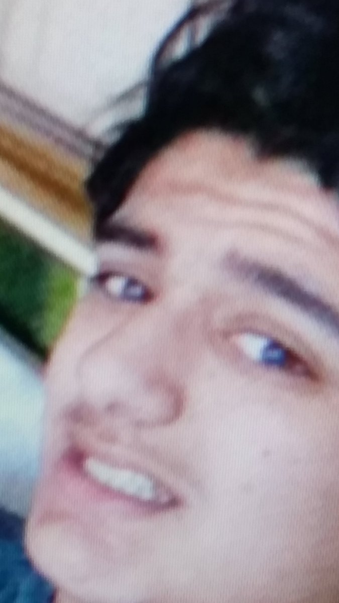 When a girl flashes her ankles