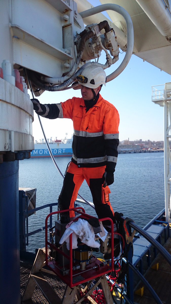 ServtecOU's tweet photo. https://t.co/KynhuOXQFv offers quality #NDT #Survey & #3DMeasuring services globally. Feel free to ask us anything! https://t.co/iCPEaDpwVY