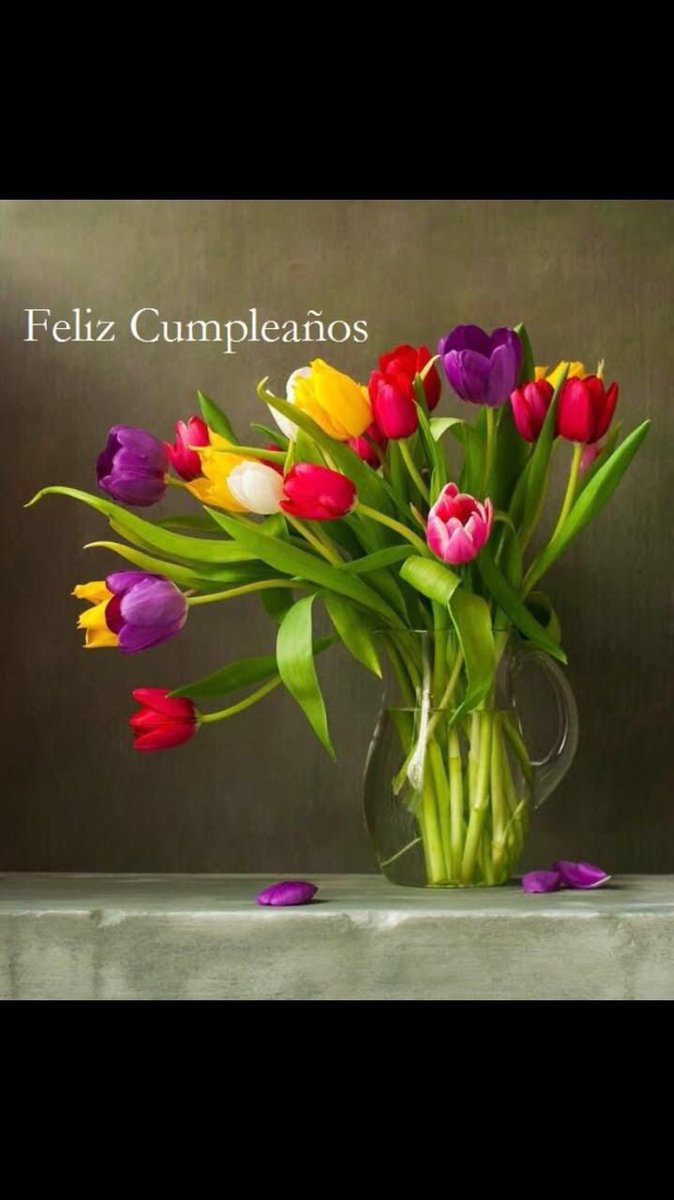 PaoUniversal's tweet photo. Después de Mi cumple de cada muestra #amor solo resta decir #Gracias #Familia #Amigos #Universalteam @universal881 https://t.co/6VYBCHJvjM