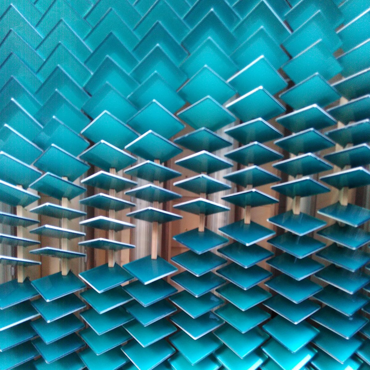 hattrick_design's tweet photo. Spotted @CDWfestival some hypnotising installations by @gilesmiller #cdw2016 https://t.co/ItEwL8Ppov