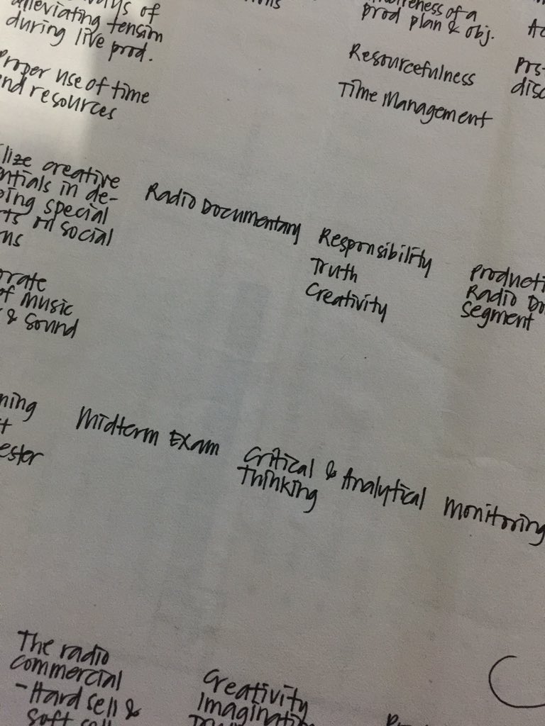 chikkanichikki's tweet image. Drafting.👌🏻 #RadioProd #COMM106