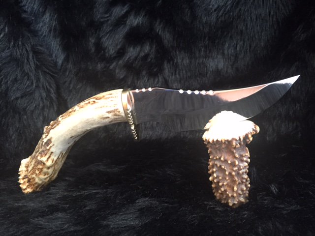 bocephusknives's tweet photo. Follow @bocephusknives to see our New line of Custom Skinning Knives on https://t.co/pMbM23qmNr https://t.co/rYJwswM0xn